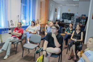 Read more about the article 30 веранся – воркшоп “Як расказваць пра розныя групы людзей?”