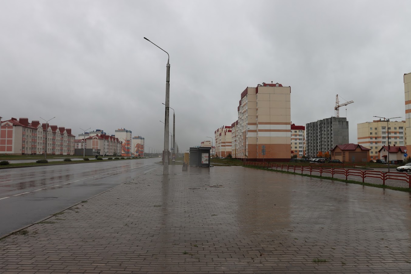Read more about the article Касмічныя пейзажы Бабруйска. Пусткі – і нічога лішняга (фотарэпартаж)