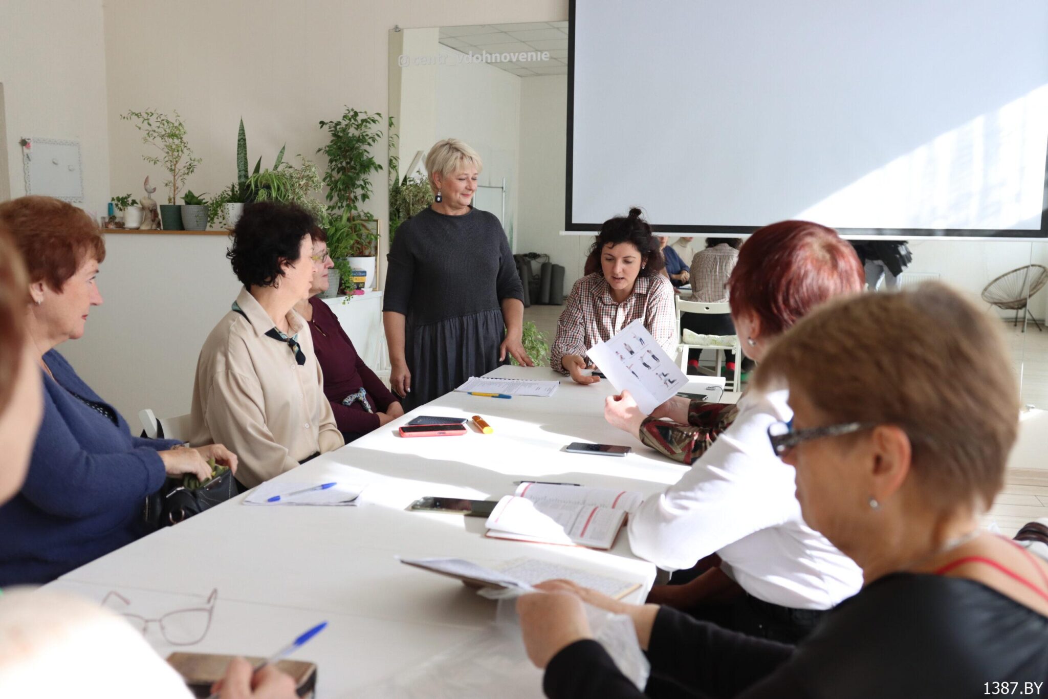 Read more about the article «Нашыя студэнты маладзейшыя за сваіх аднагодкаў, у іх гараць вочы, яны жывуць». Святлана Красная – пра «Акадэмію 50+»
