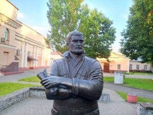 Read more about the article «Хацелася б, каб Севела вярнуўся ў Бабруйск». Ці з’явіцца ў нашым горадзе музей яго выбітнага нарадзінца?