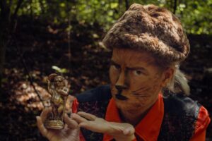 Read more about the article «Гісторыя – важны складальнік жыцця любога бабра». Гістарычны Бабёр адказвае на пытанні
