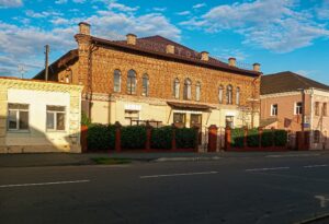 Read more about the article Што паглядзець у Бабруйску ў месяц рэлігійнага турызму? Распавядае гід Алег Красны