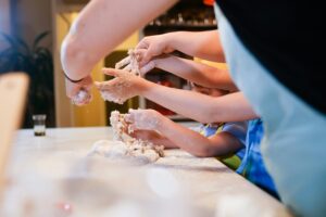 Read more about the article Кулинарные мастер-классы для детей в феврале