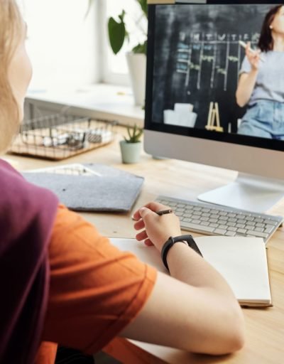 pexels-julia-m-cameron-4144222